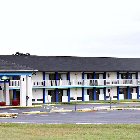 Days Inn By Wyndham Kings Dominion Досуэлл Экстерьер фото